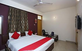 Vibrant Guest House